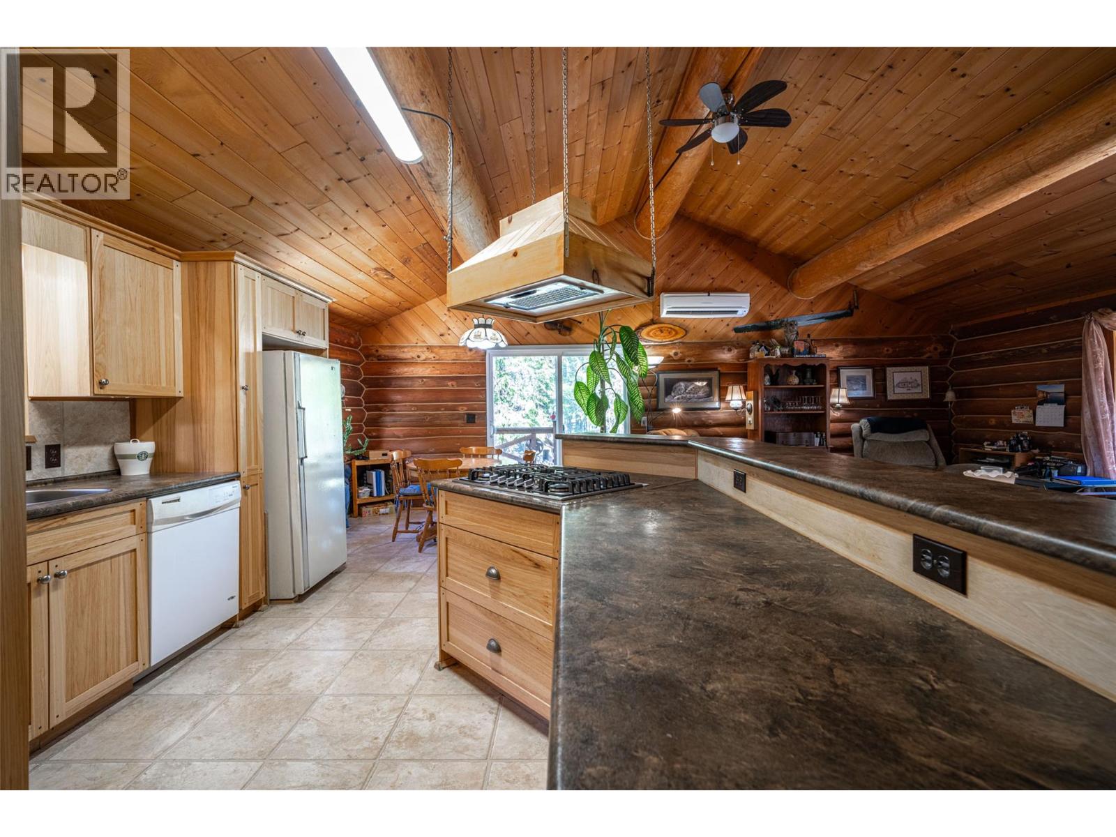 1474 6 Highway, Cherryville
