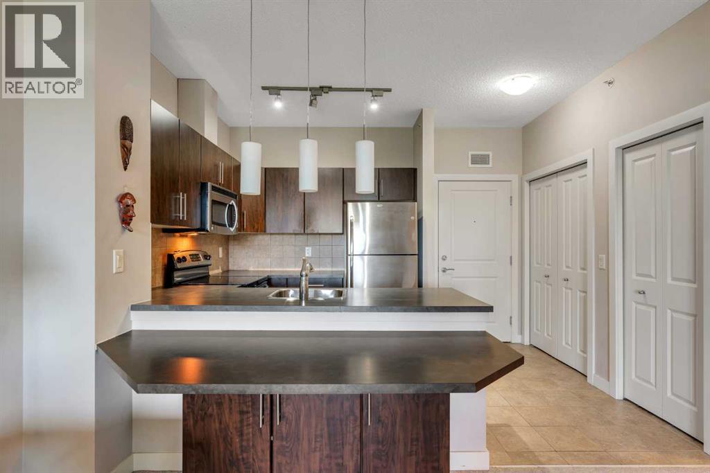Single Family House for Sale in    Avenue SE Dover Calgary 