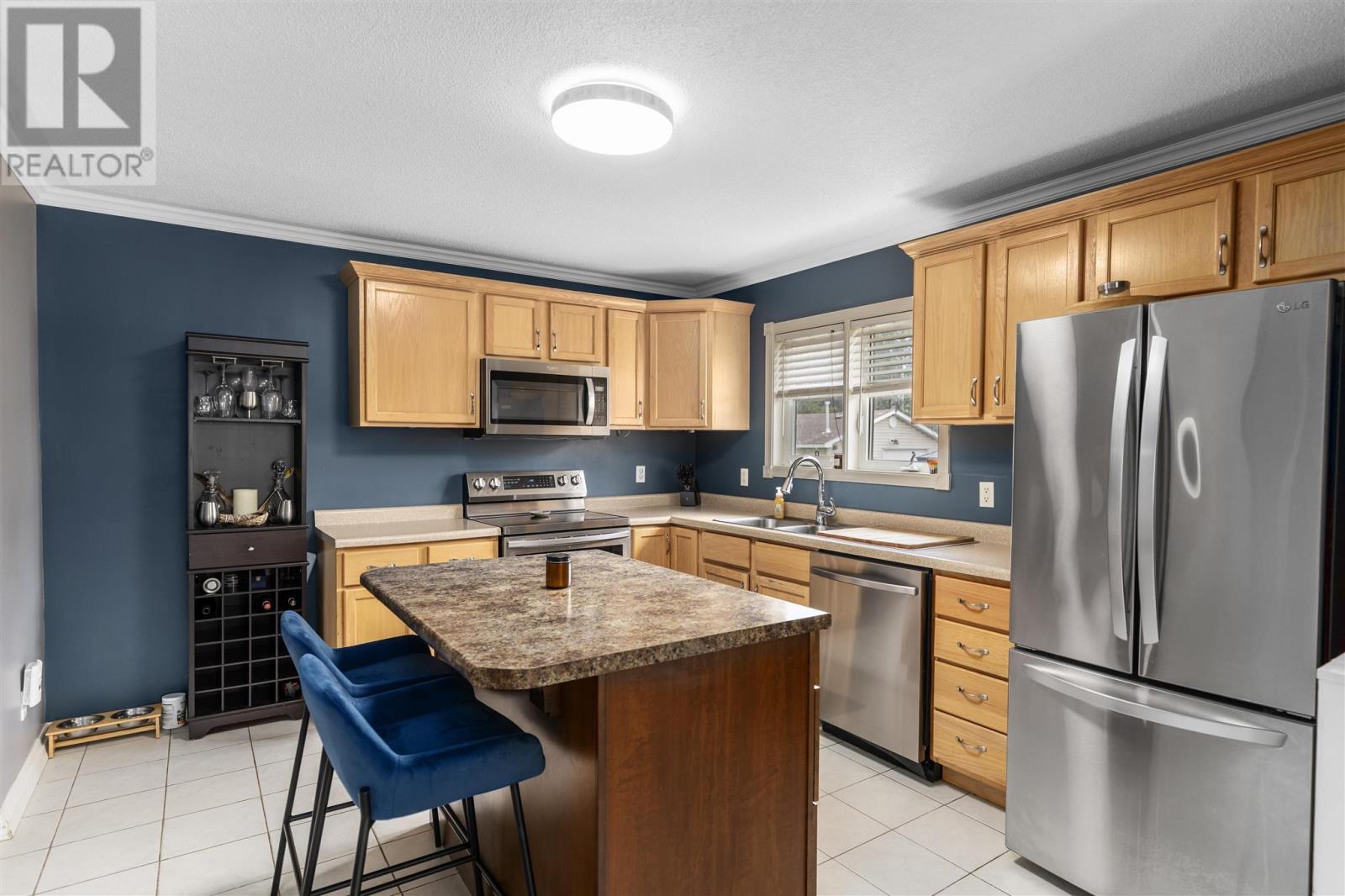 Photo 12 of 2649 Queen St E, Sault Ste Marie ON