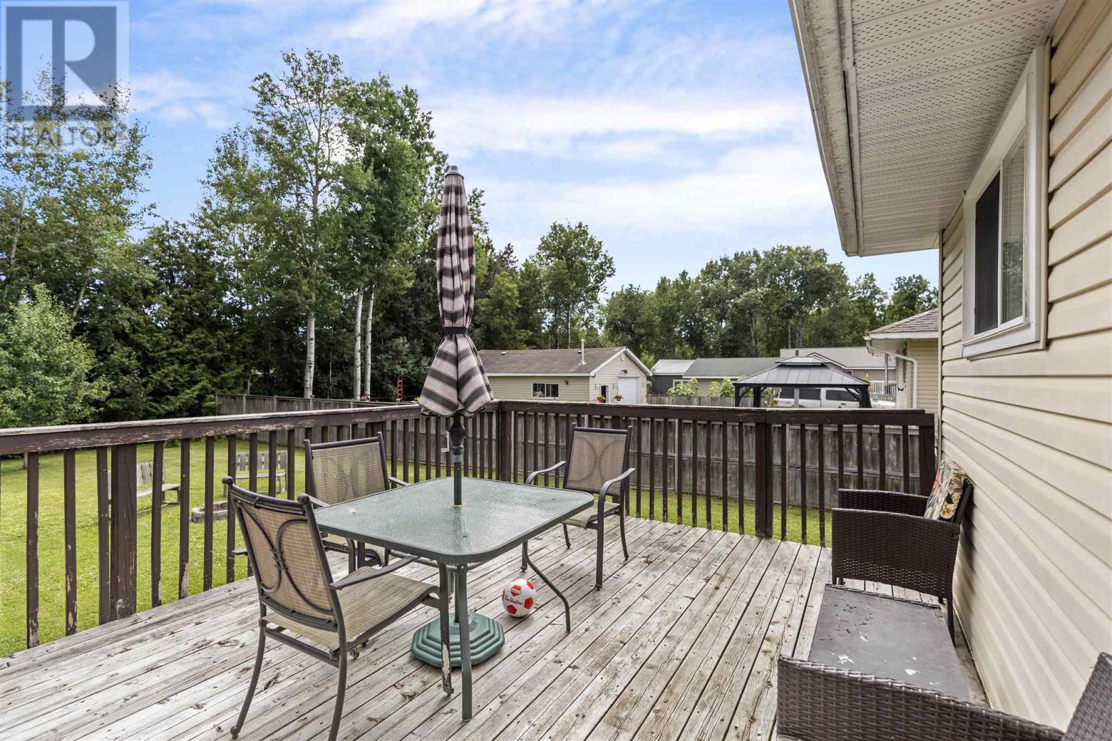 Photo 35 of 2649 Queen St E, Sault Ste Marie ON