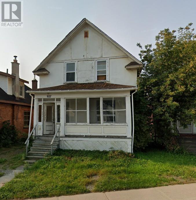 Photo 1 of 927 Wellington St E, Sault Ste Marie ON