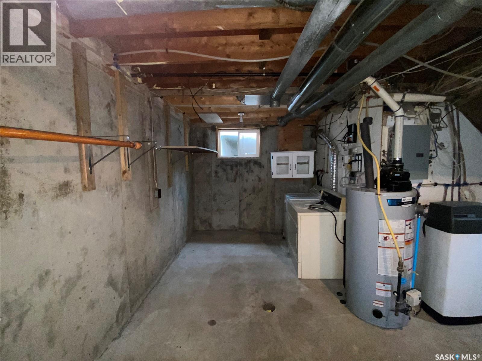 Photo 13 of 460 Wascana Street, Regina SK