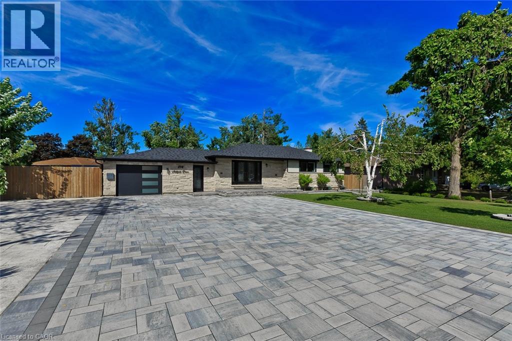 Photo 4 of 214 Ashford Drive, Barrie ON