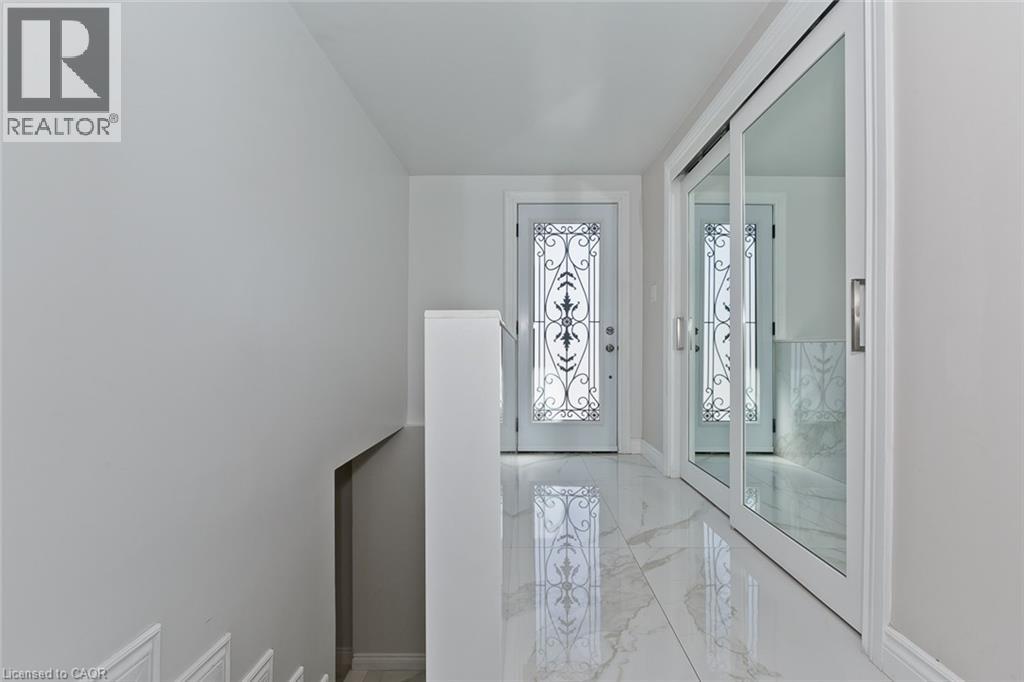 Photo 48 of 214 Ashford Drive, Barrie ON