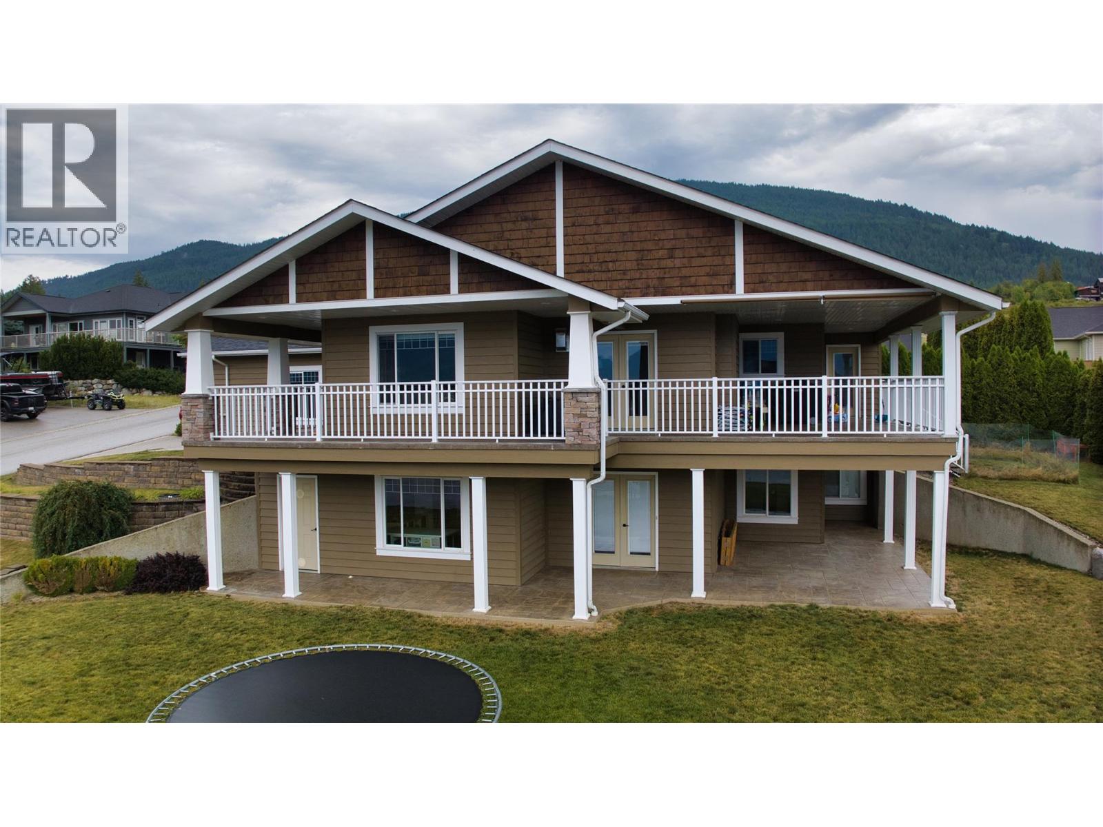 Photo 1 of 902 Purcell Crescent, Creston BC