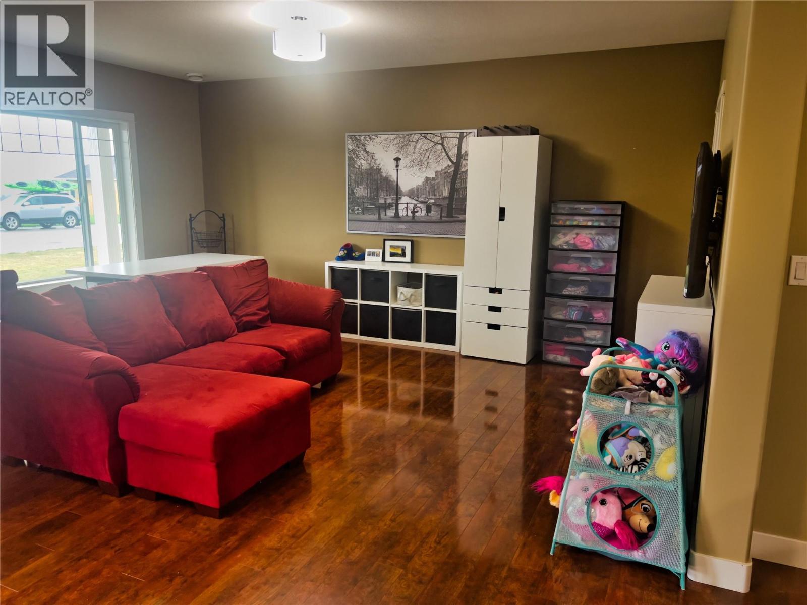 Photo 44 of 902 Purcell Crescent, Creston BC