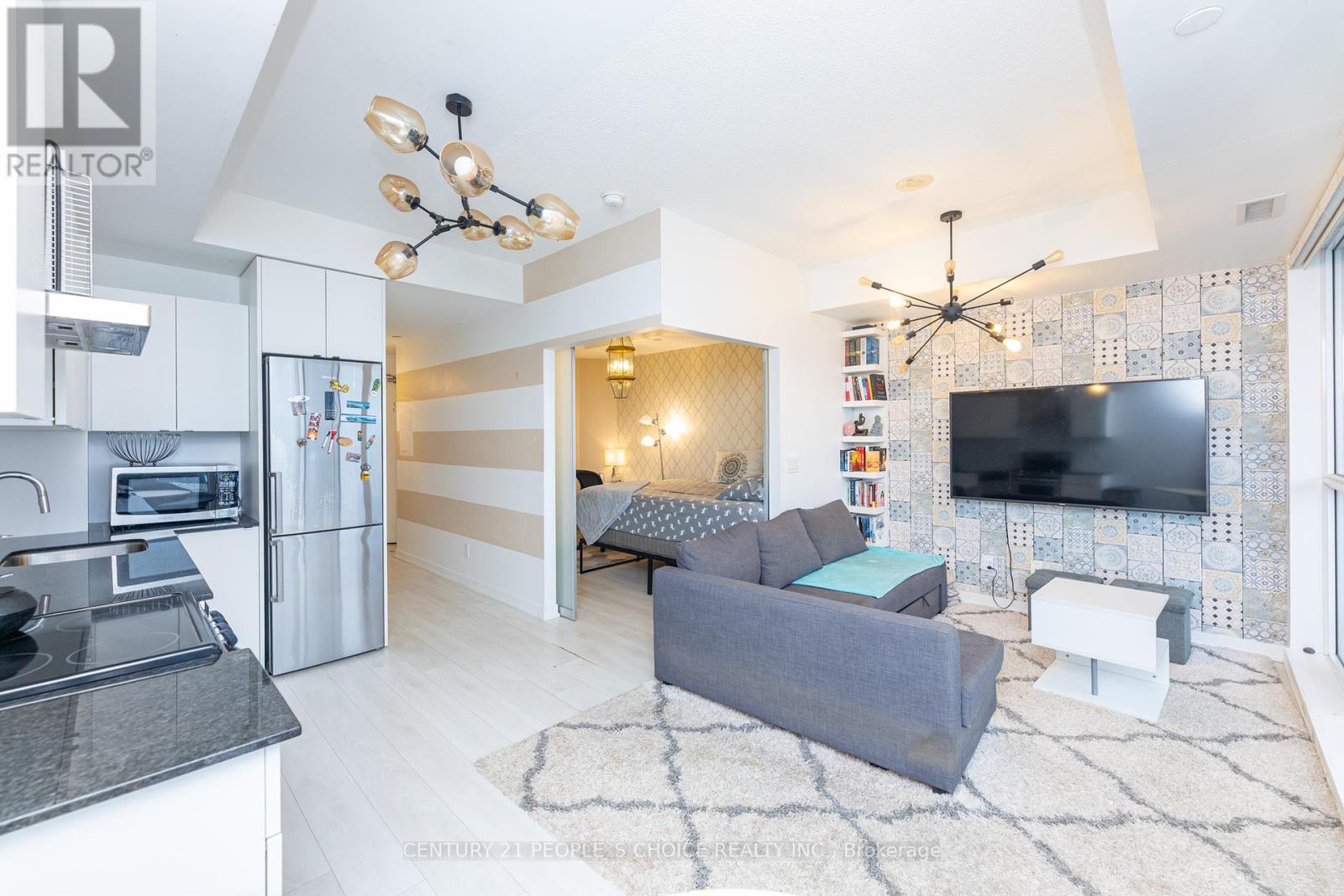Photo 15 of 2215 51 East Liberty Street, Toronto ON