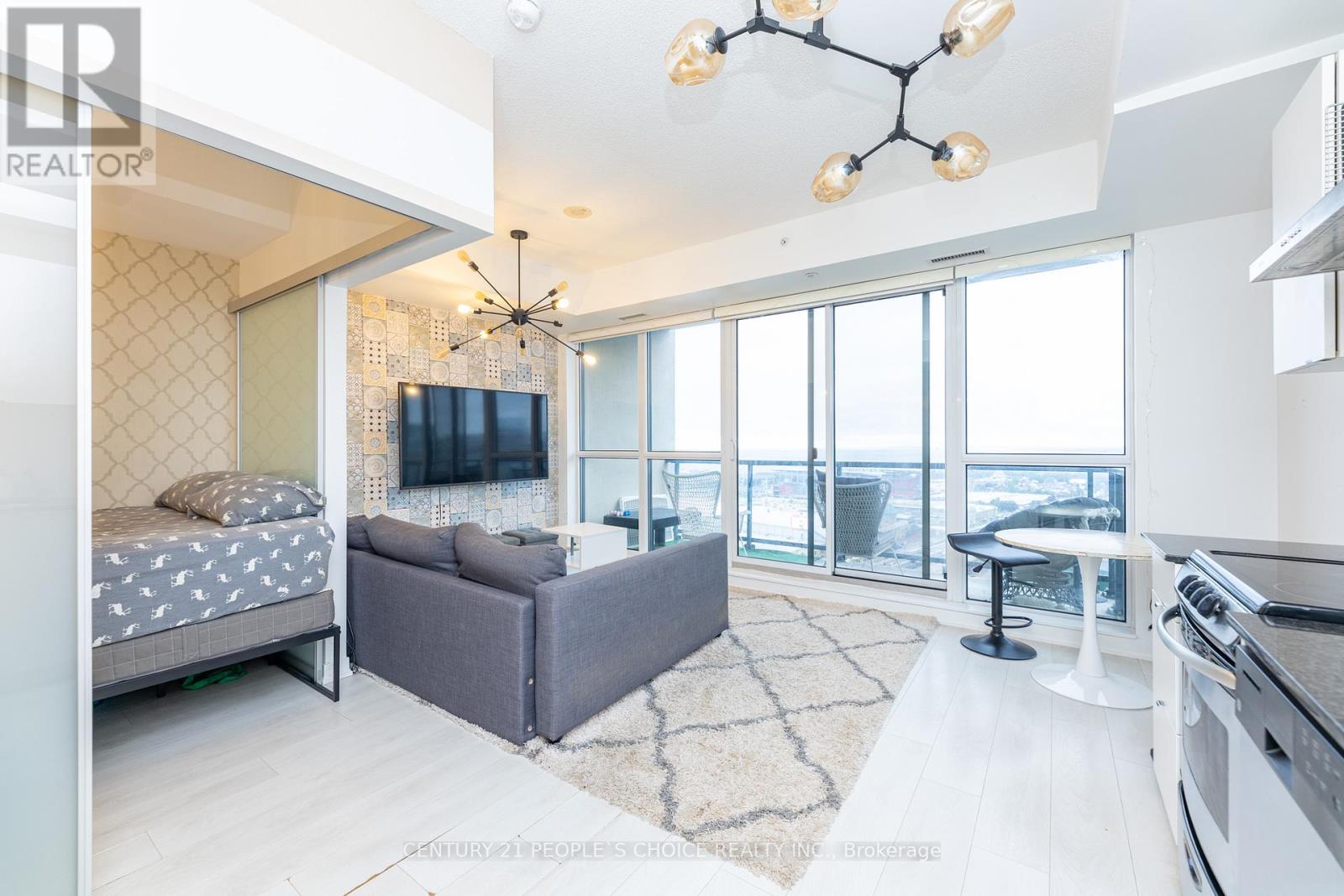 Photo 18 of 2215 51 East Liberty Street, Toronto ON