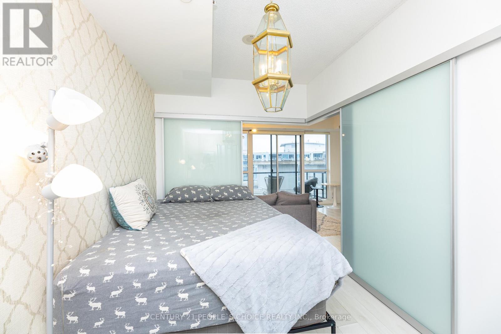 Photo 29 of 2215 51 East Liberty Street, Toronto ON