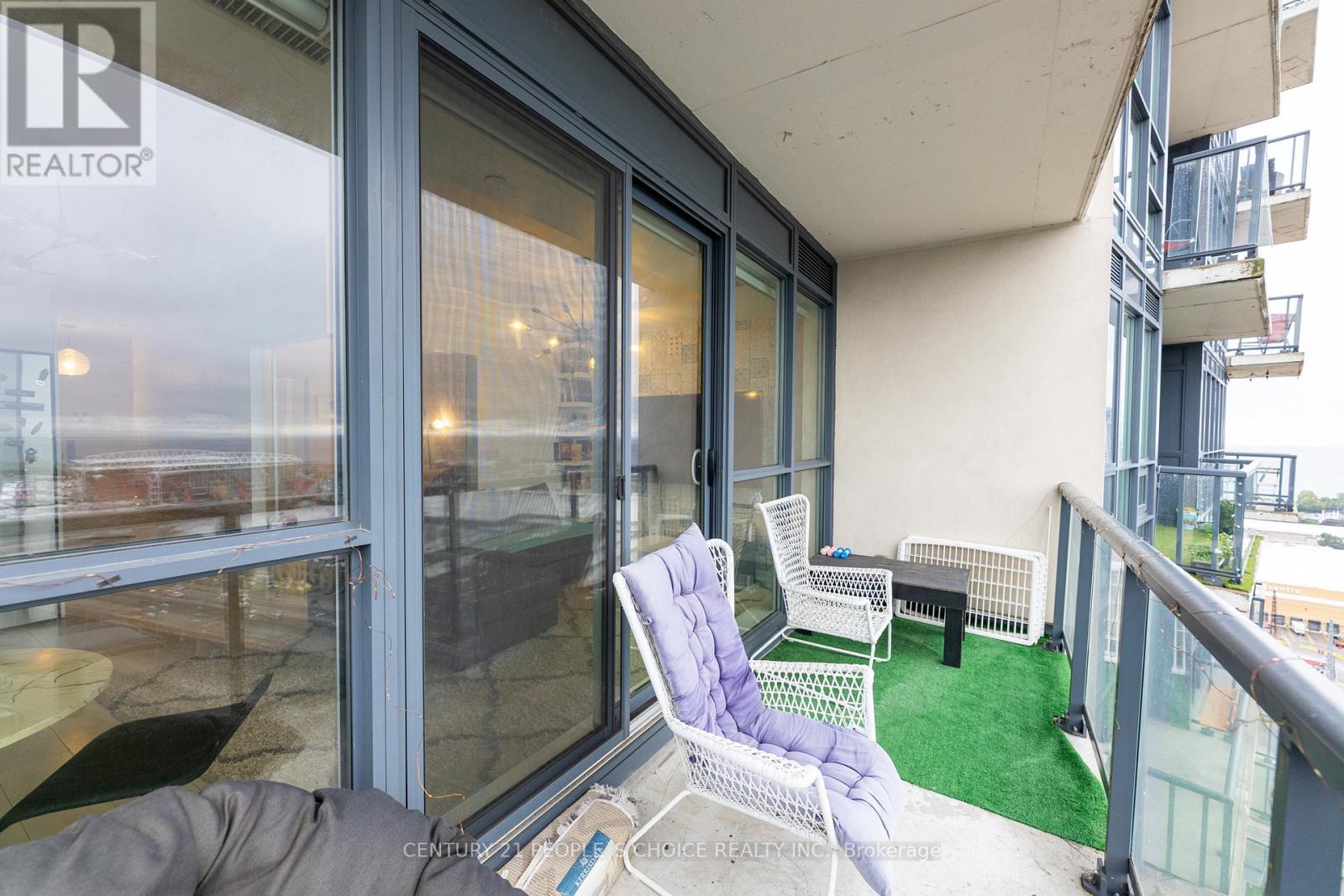 Photo 30 of 2215 51 East Liberty Street, Toronto ON