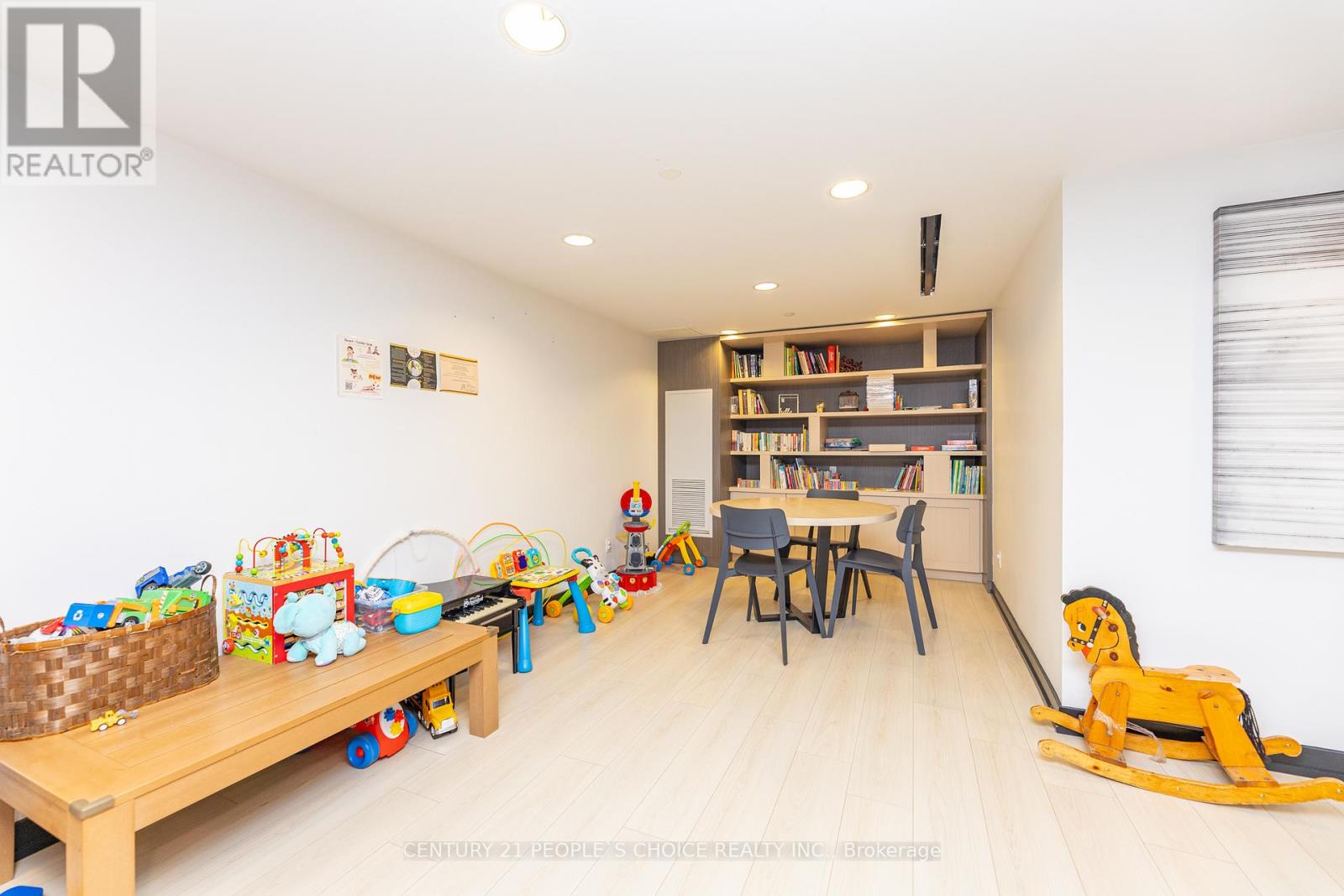 Photo 41 of 2215 51 East Liberty Street, Toronto ON