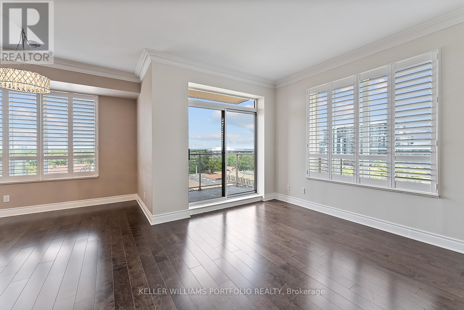 Photo 17 of 1210 2 Clairtrell Road, Toronto ON