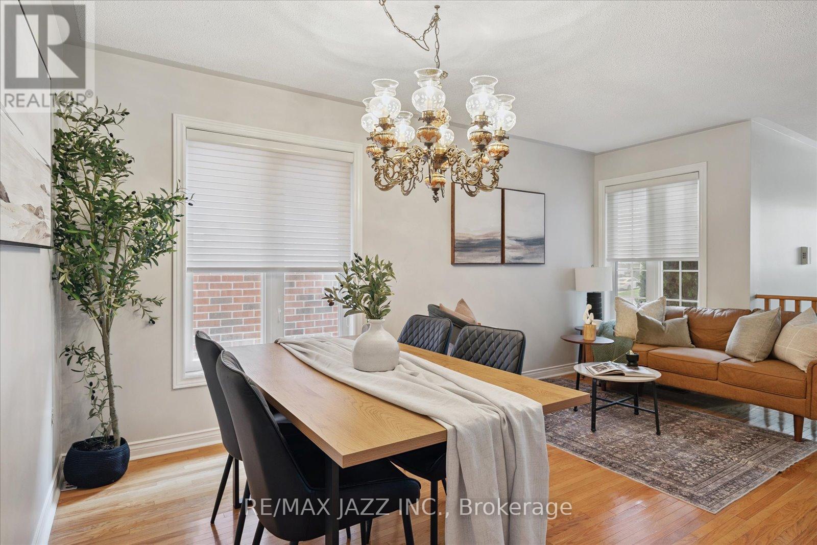 Photo 13 of 12 Lacroix Court, Whitby ON