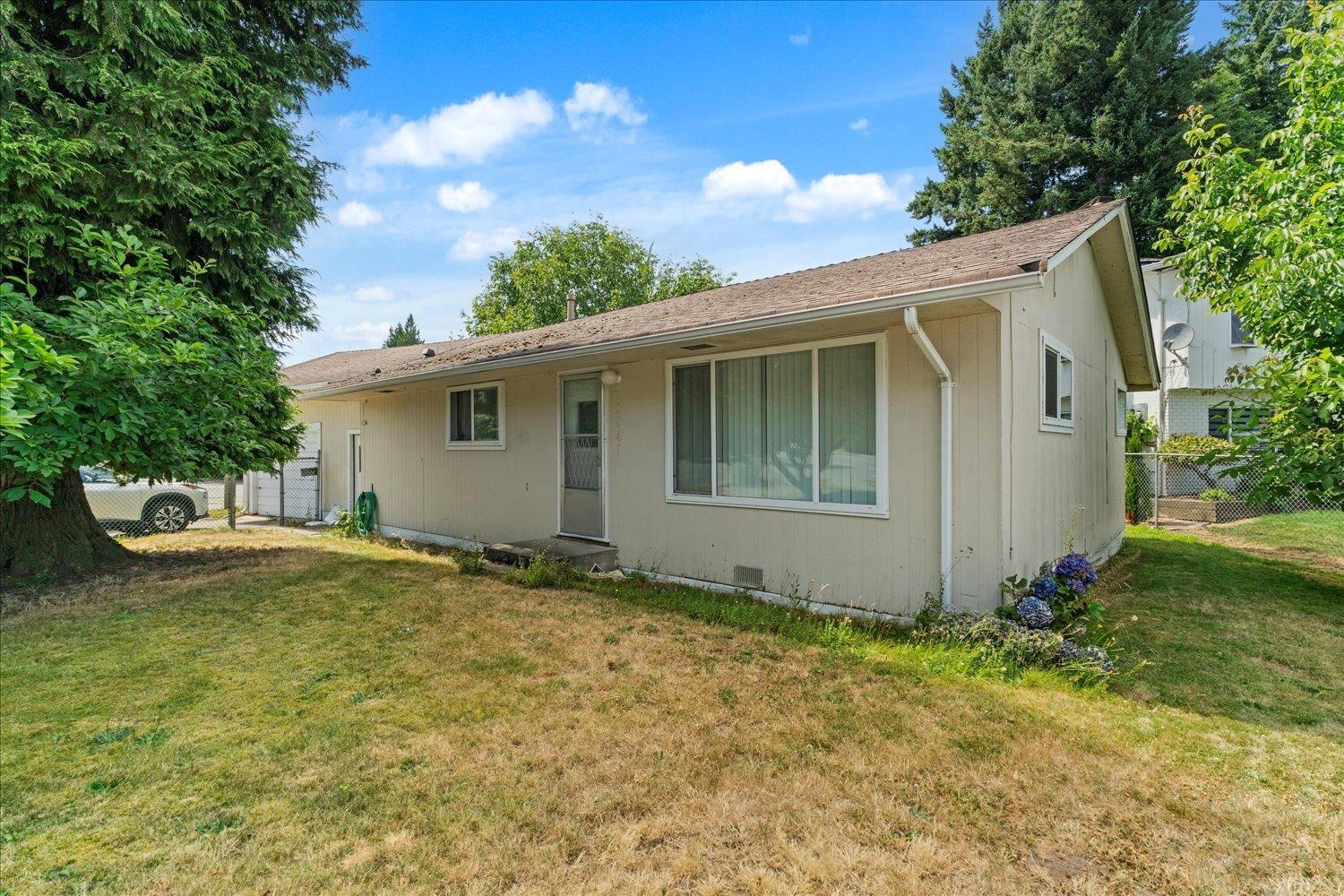 Photo 3 of 2029 Ware Street, Abbotsford BC