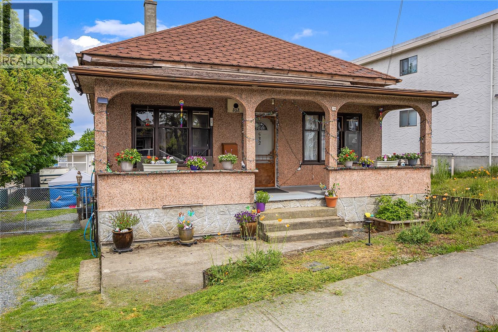 532 Prideaux St, Nanaimo
