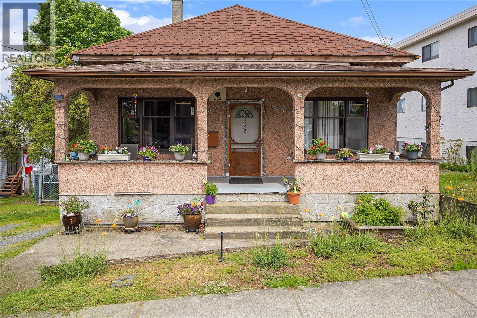532 Prideaux St, Nanaimo
