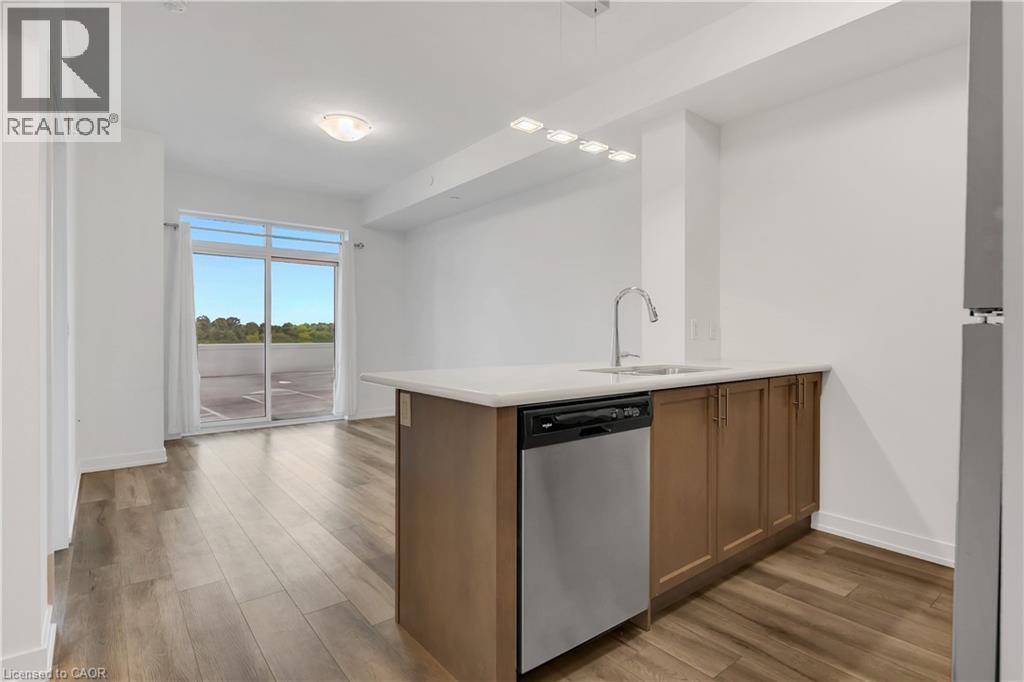 Photo 3 of 5055 Greenlane Road Unit 101, Beamsville ON