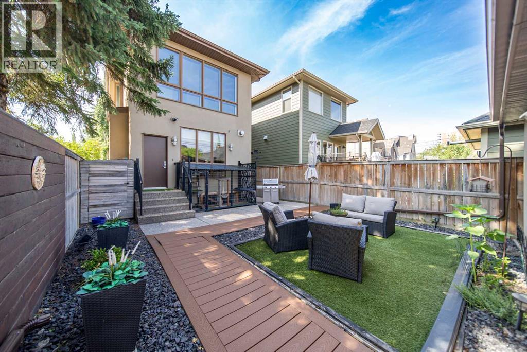 Single Family House for Sale in   Avenue SW Erlton Calgary 