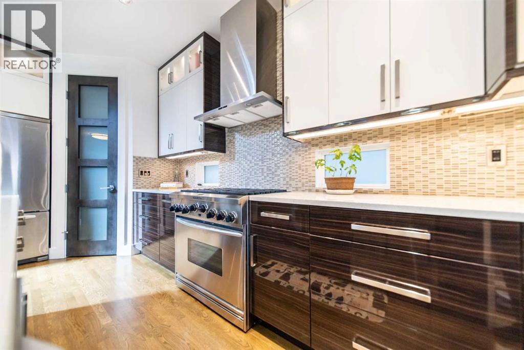 Single Family House for Sale in   Avenue SW Erlton Calgary 