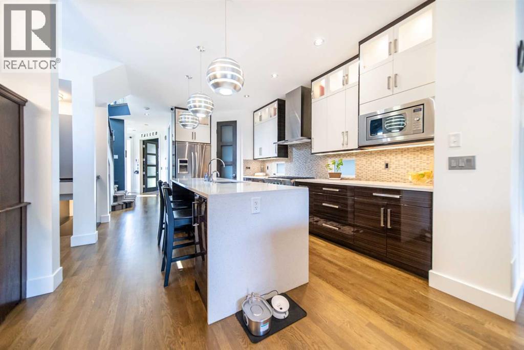 Single Family House for Sale in   Avenue SW Erlton Calgary 