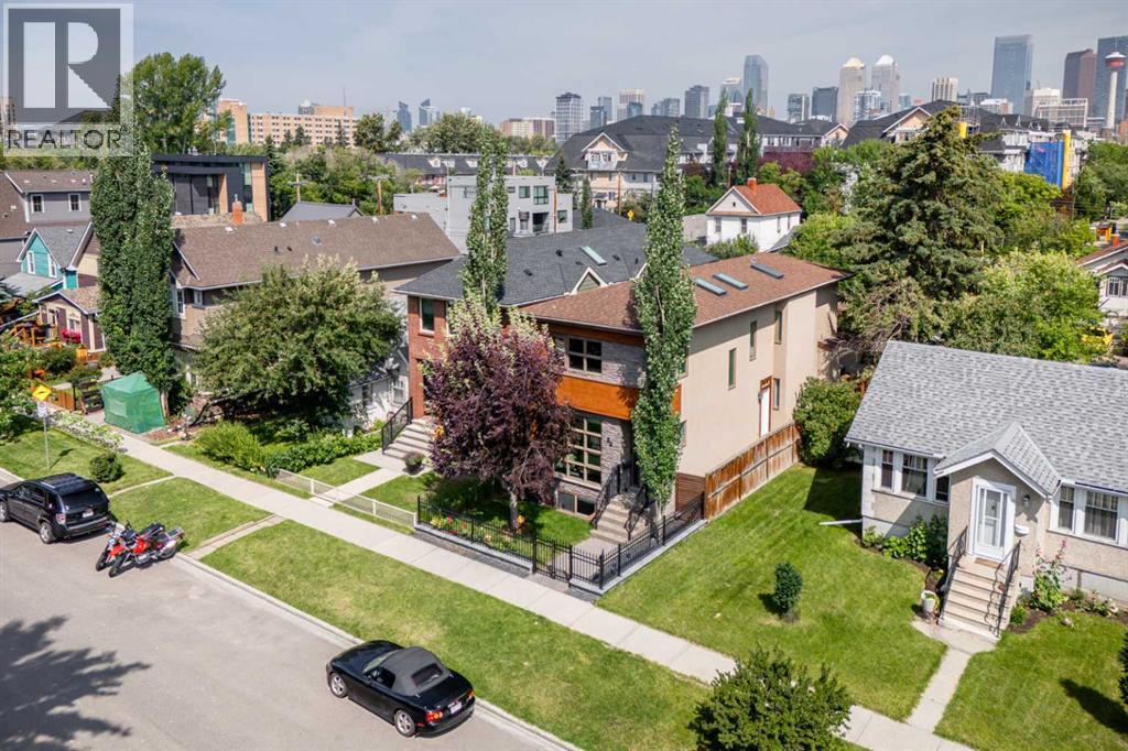 Single Family House for Sale in   Avenue SW Erlton Calgary 
