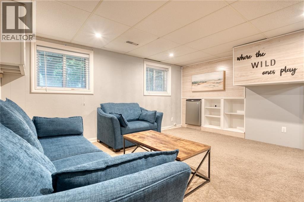 Photo 25 of 25 Glenvale Drive, Hamilton ON