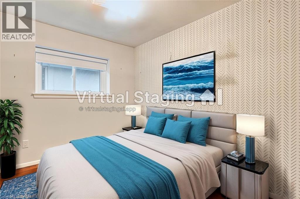 Photo 29 of 25 Glenvale Drive, Hamilton ON