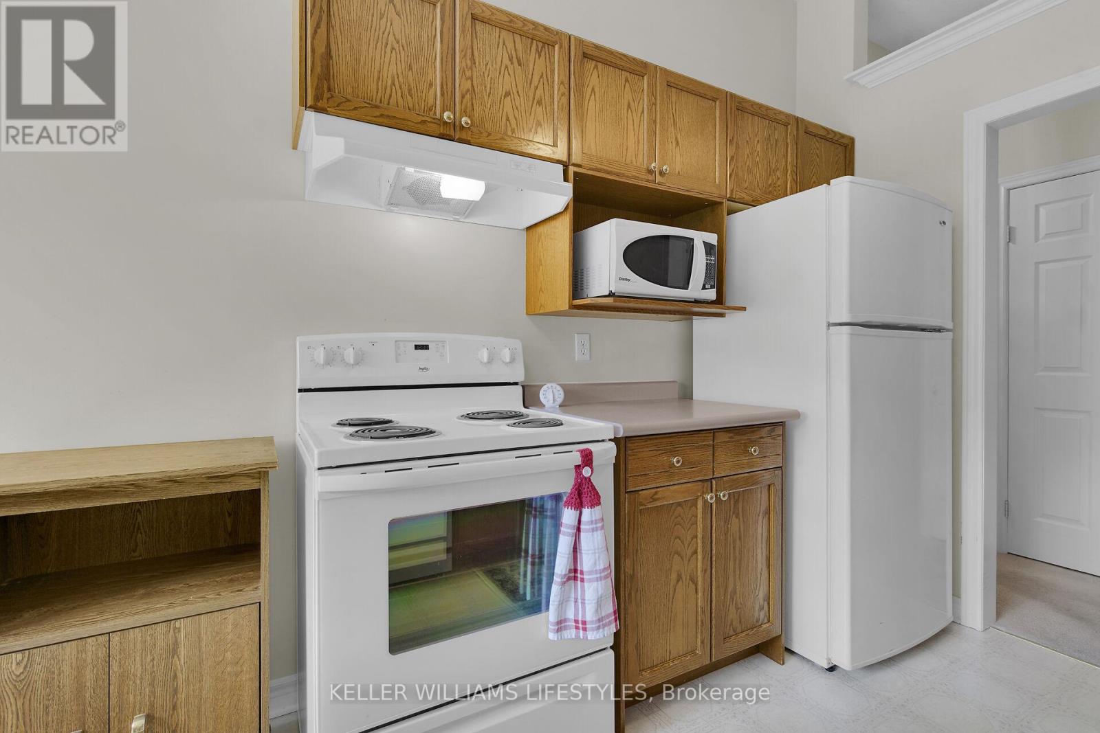 Photo 13 of 71 1478 Adelaide Street N, London North ON