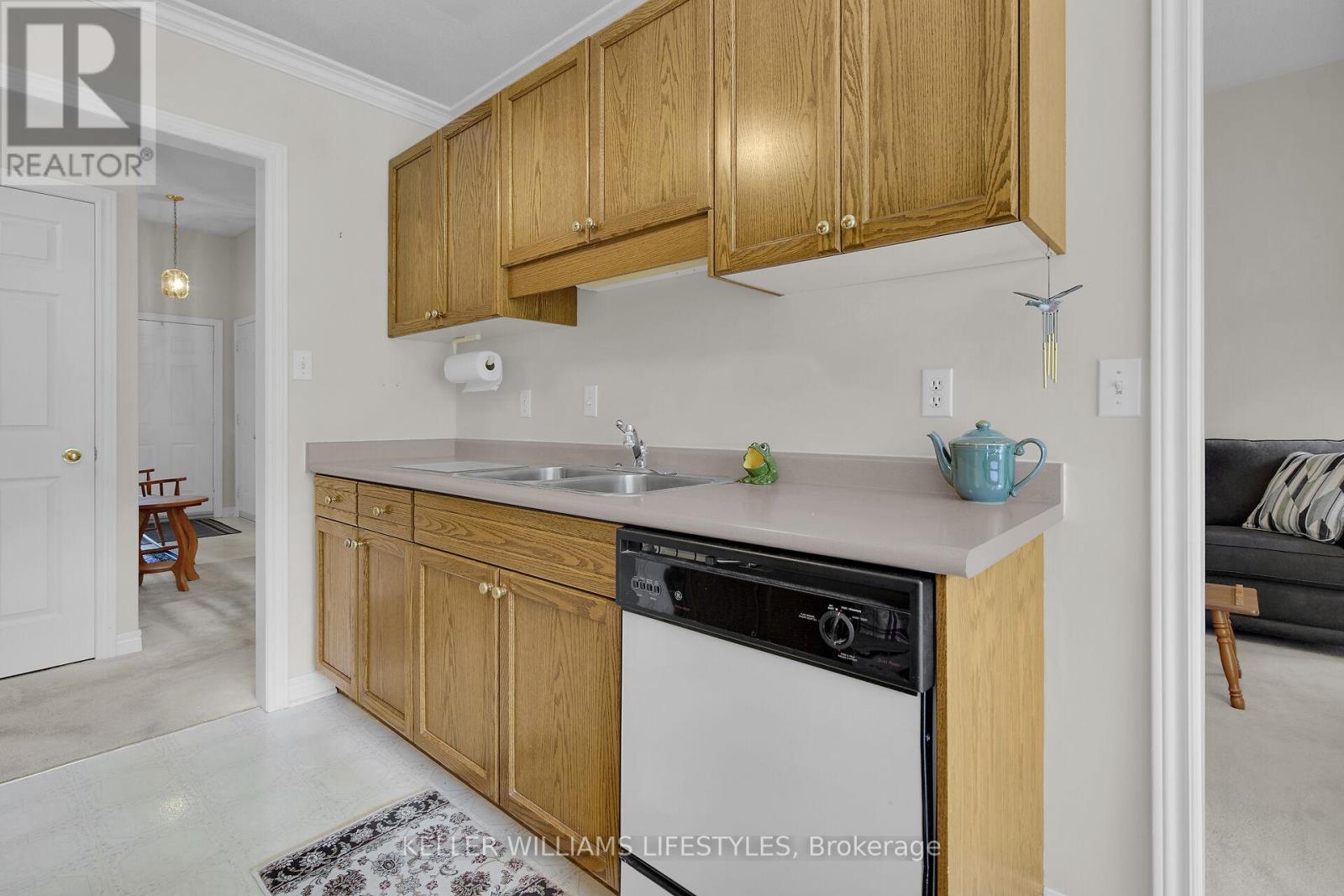 Photo 14 of 71 1478 Adelaide Street N, London North ON