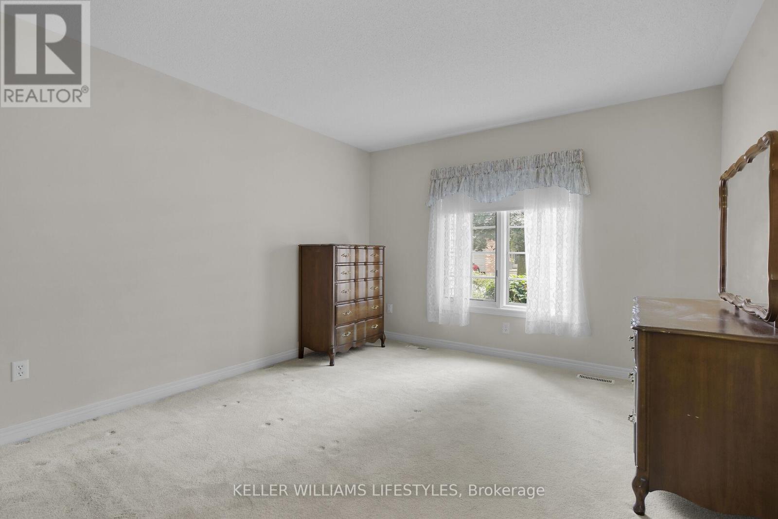 Photo 15 of 71 1478 Adelaide Street N, London North ON