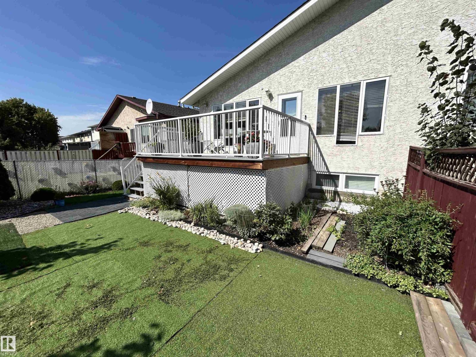 Photo 31 of 8415 156 Av Nw, Edmonton AB