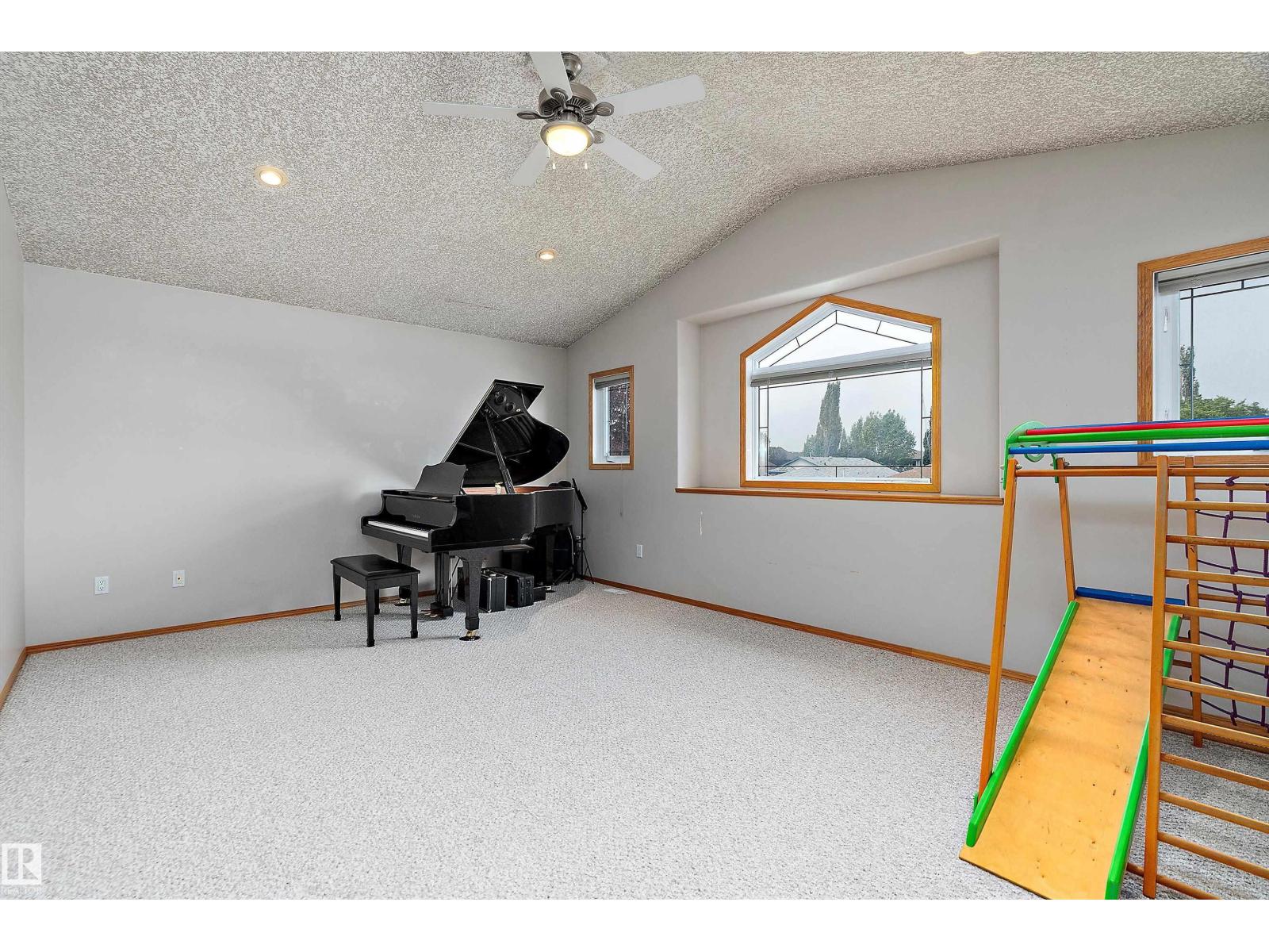 Photo 20 of 12 Birchwood Cl, Leduc AB