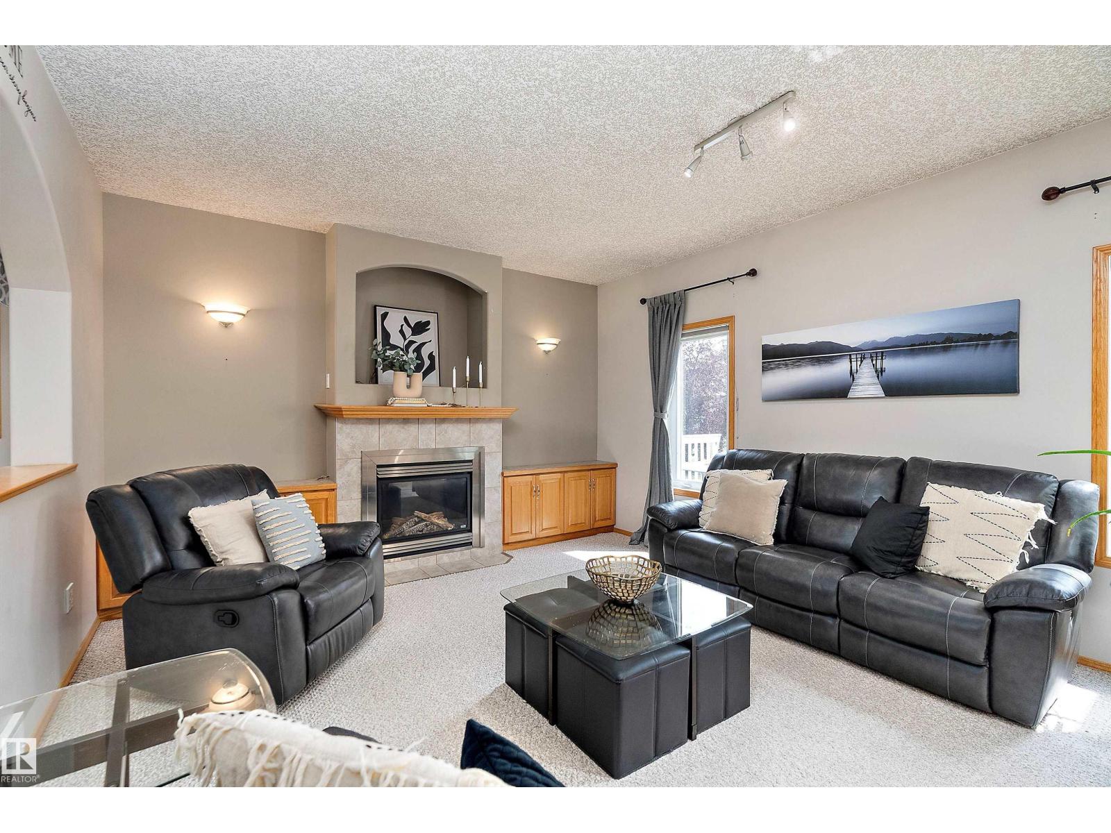 Photo 5 of 12 Birchwood Cl, Leduc AB