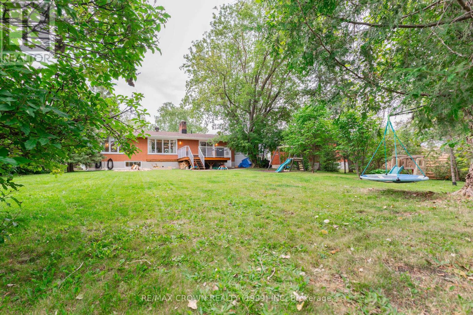 Photo 6 of 7 Sussex Place, Kapuskasing ON