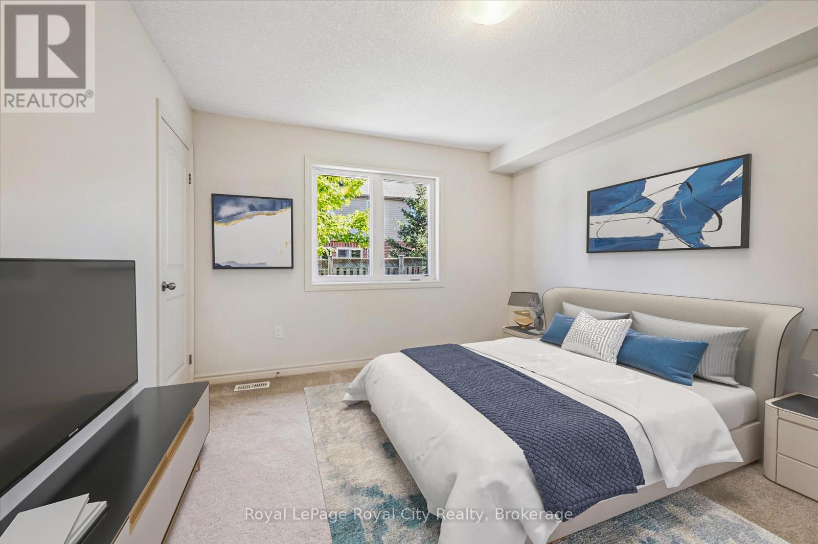 Photo 41 of 52 Aberdeen Street, Centre Wellington ON
