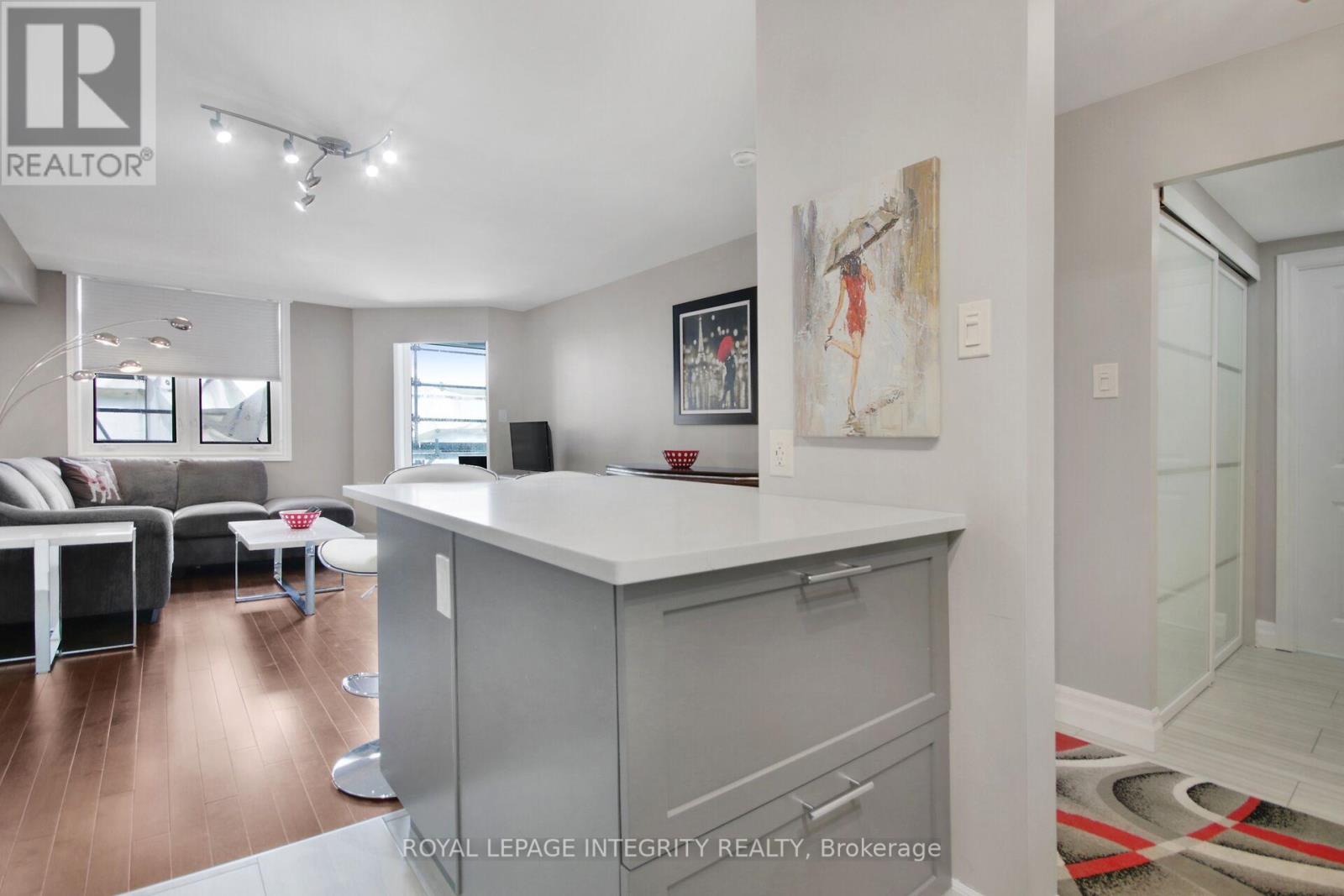 Photo 15 of 918 1025 Grenon Avenue, Ottawa ON