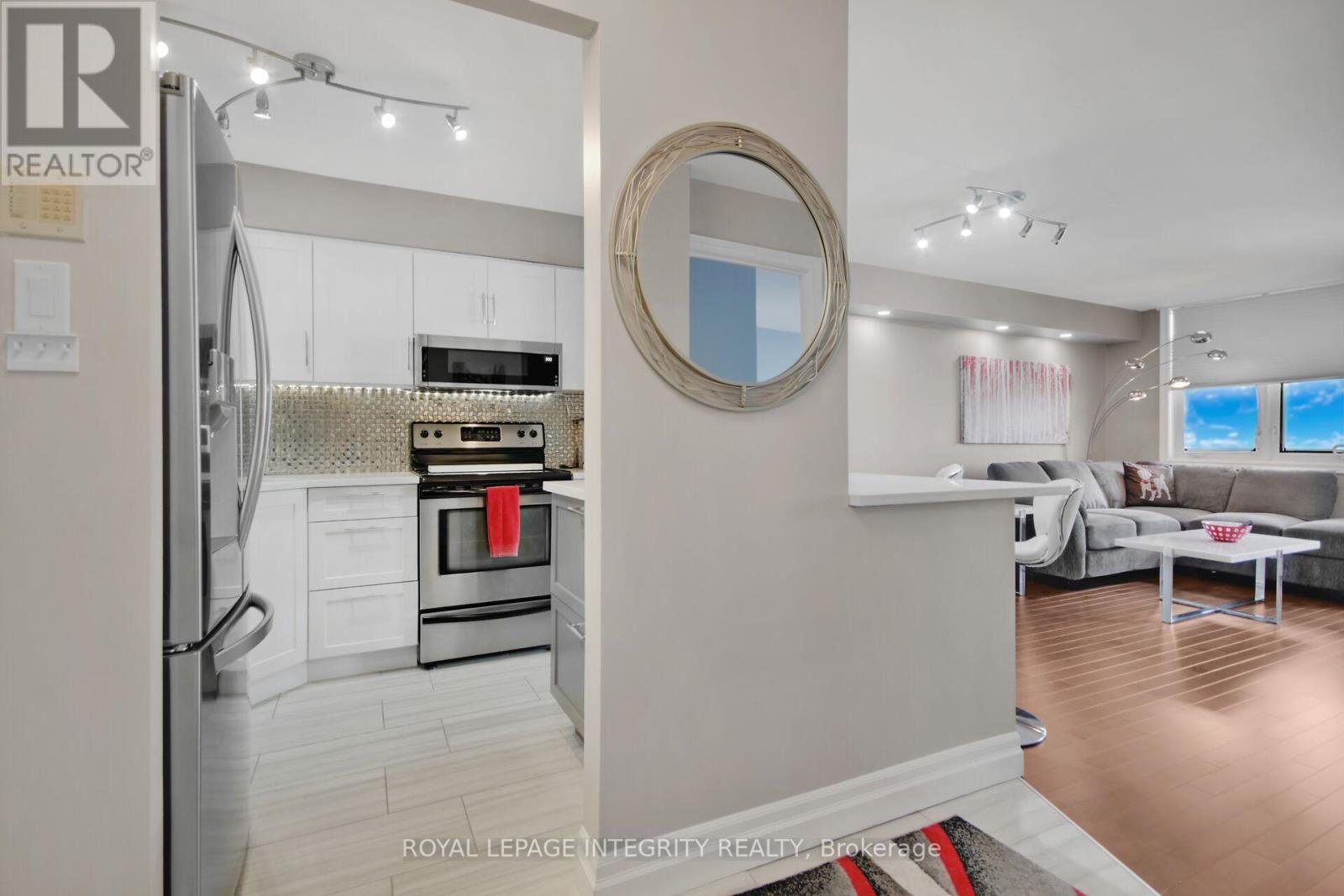 Photo 16 of 918 1025 Grenon Avenue, Ottawa ON