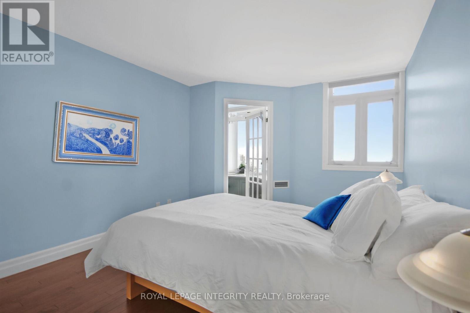 Photo 8 of 918 1025 Grenon Avenue, Ottawa ON