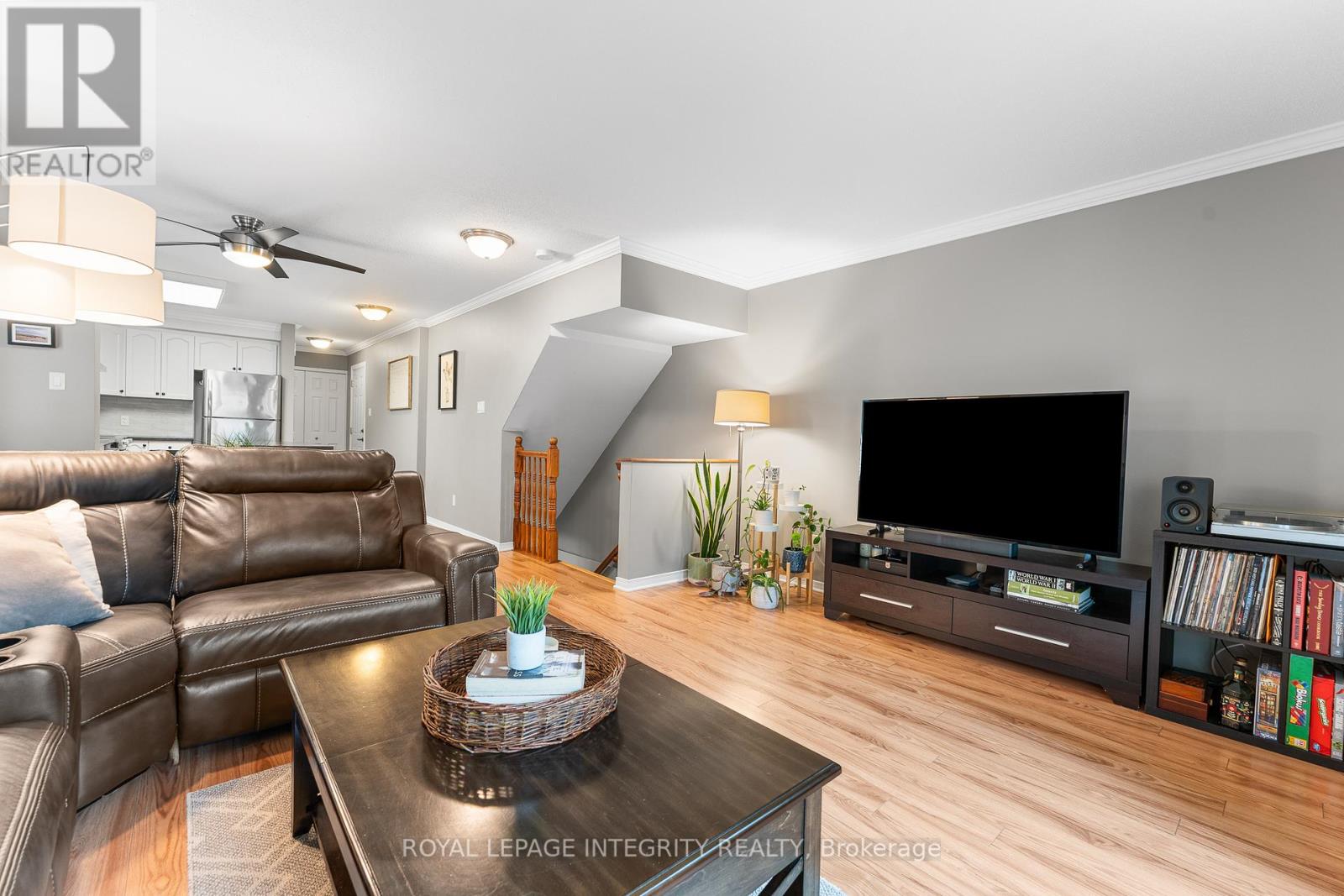 Photo 14 of 632 Reardon Private, Ottawa ON