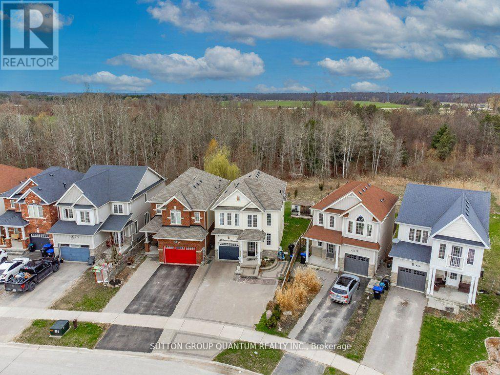 Photo 5 of 58 Blanchard Crescent, Essa ON
