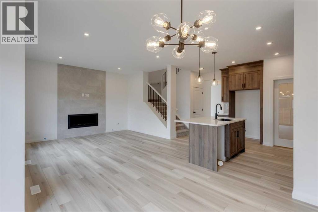 Photo 3 of 269 Dawson Wharf Crescent, Chestermere AB