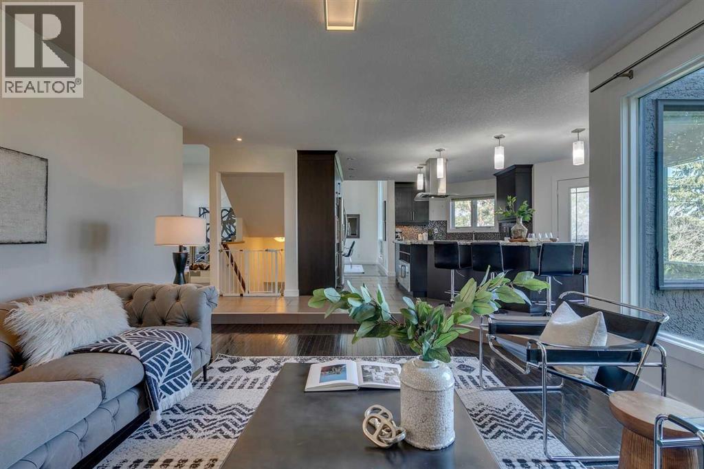 Photo 19 of 1396 Shawnee Road Sw, Calgary AB
