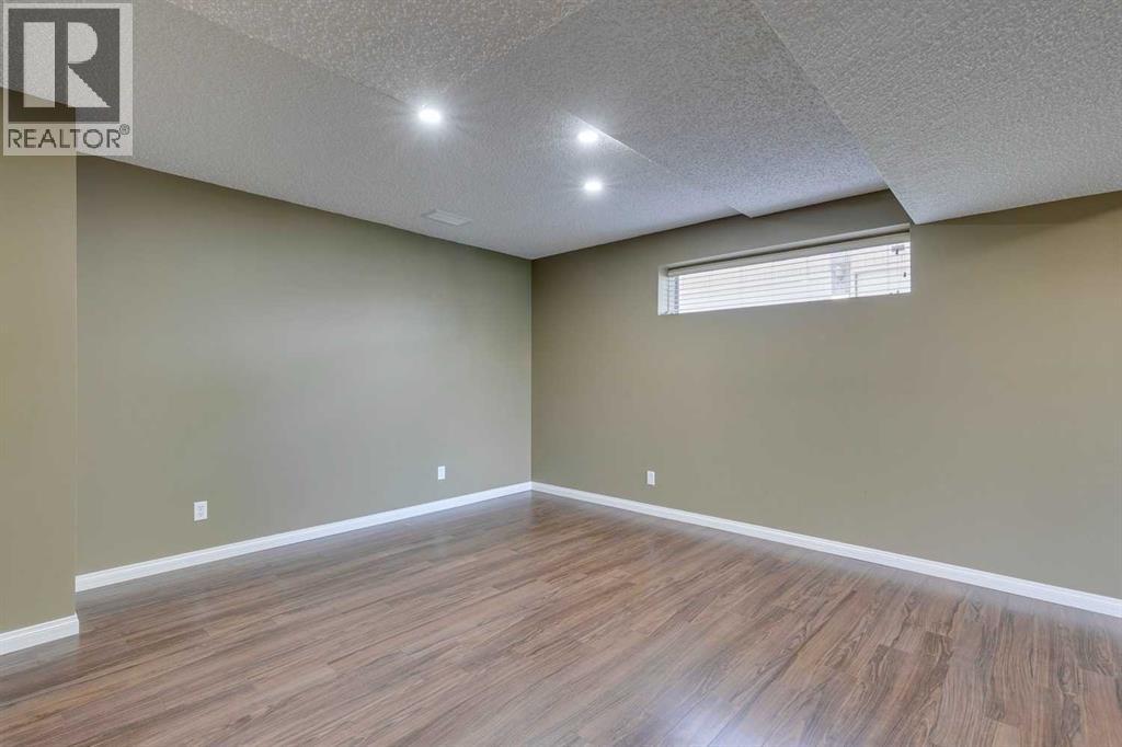 Photo 35 of 1396 Shawnee Road Sw, Calgary AB