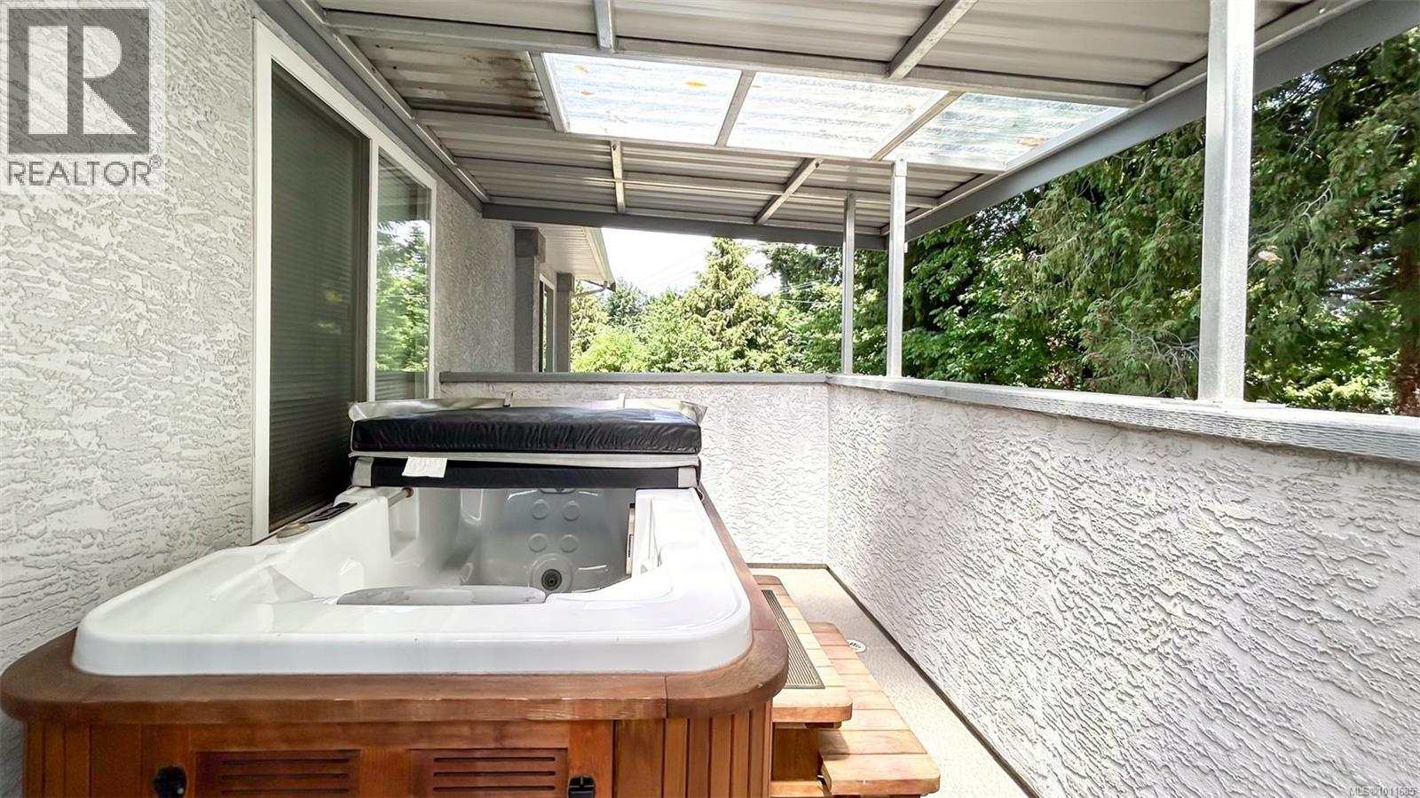 Photo 22 of 1988 Mctavish Rd, North Saanich BC