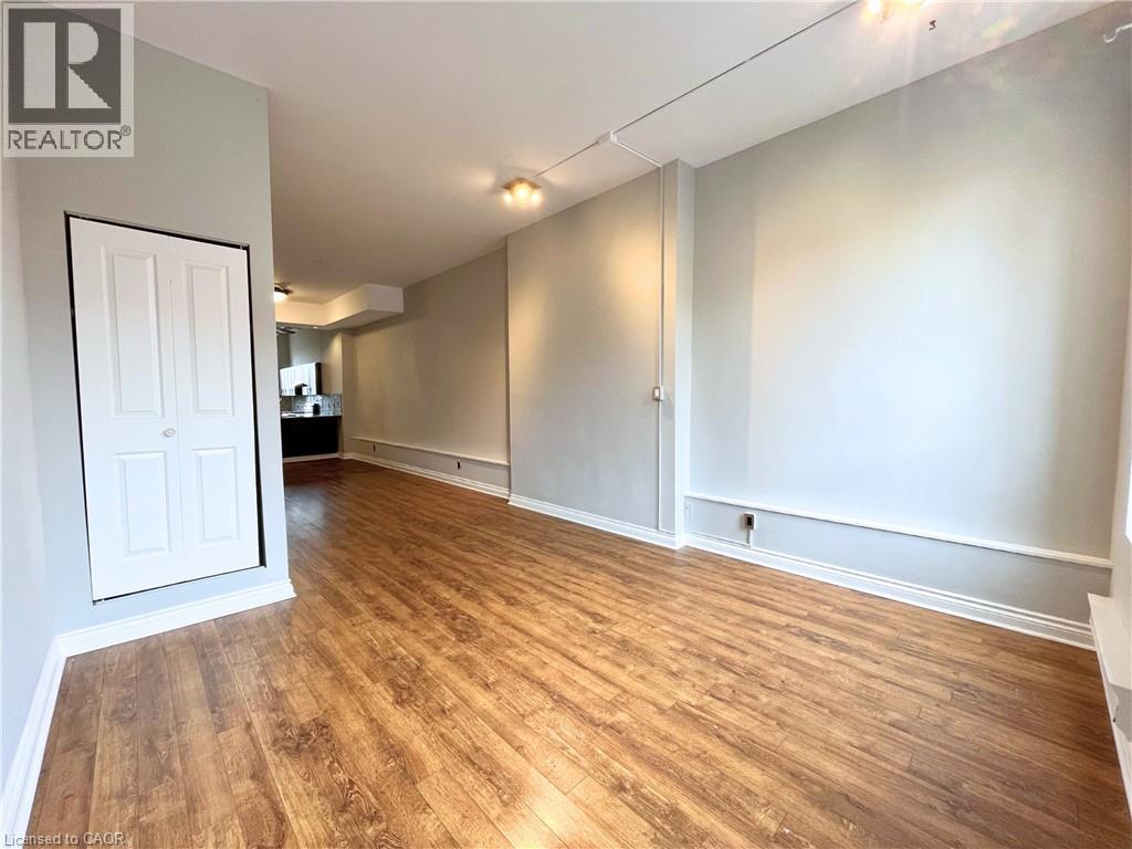 Photo 4 of 225 King Street E Unit 4, Hamilton ON