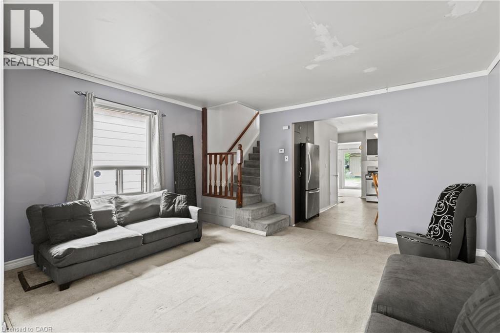 Photo 7 of 223 East 8th Street, Hamilton ON
