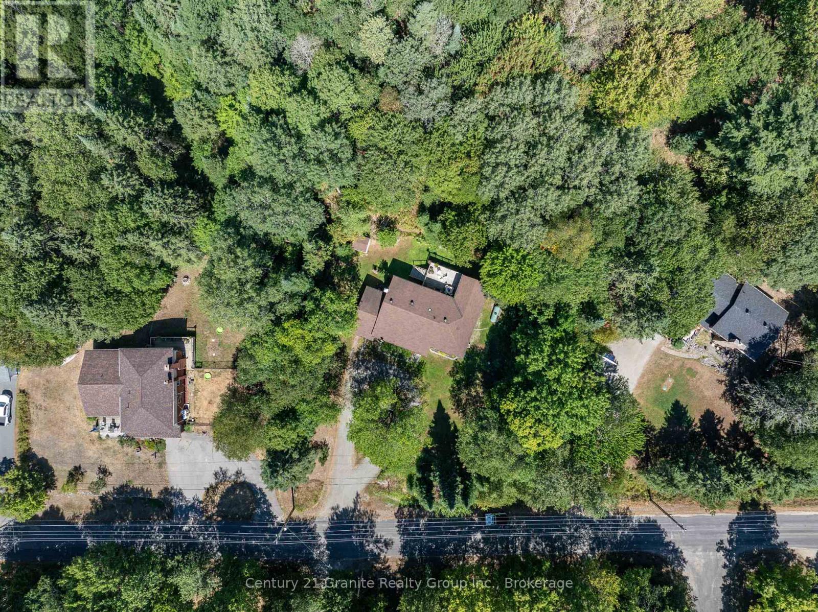 Photo 42 of 179 Riverside Drive, Dysart Et Al ON
