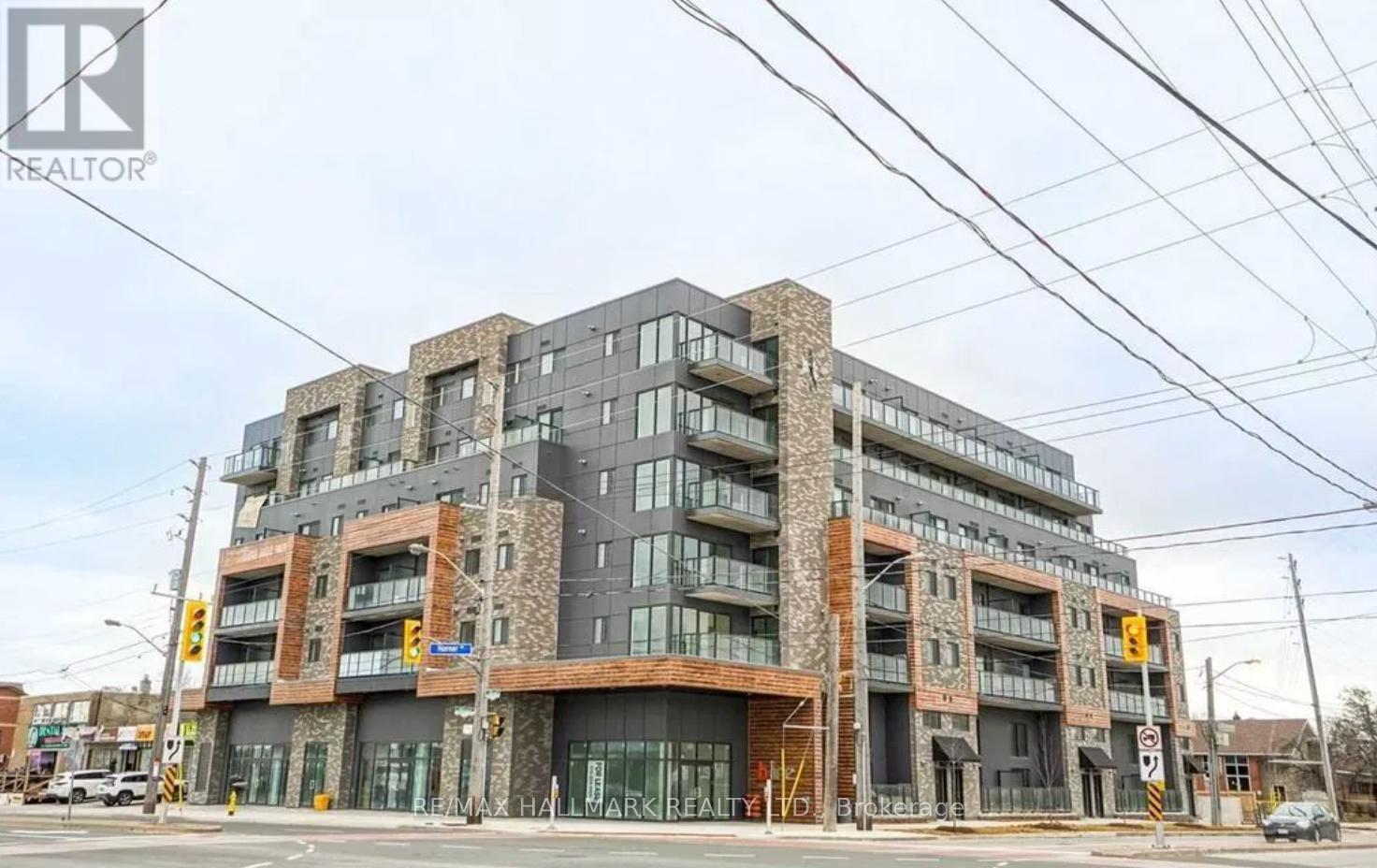 Photo 2 of 208 408 Browns Line, Toronto ON