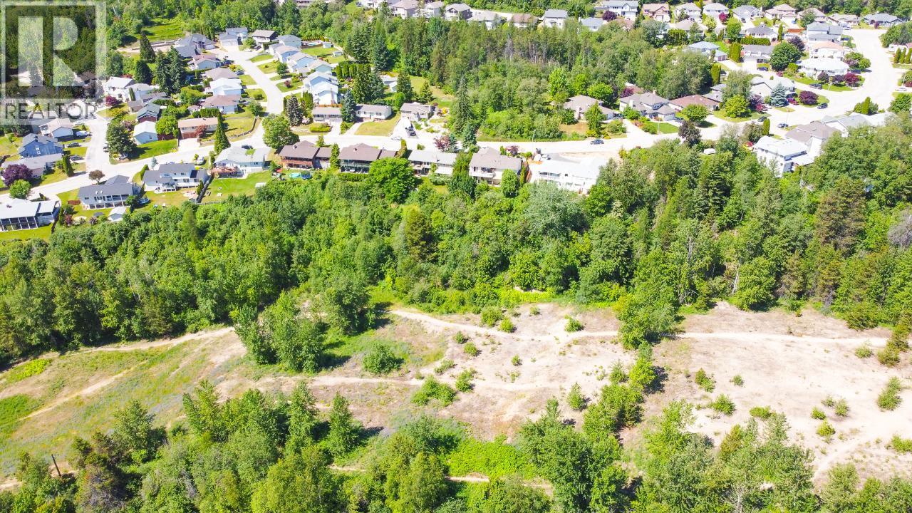  3300 10TH Avenue, Castlegar