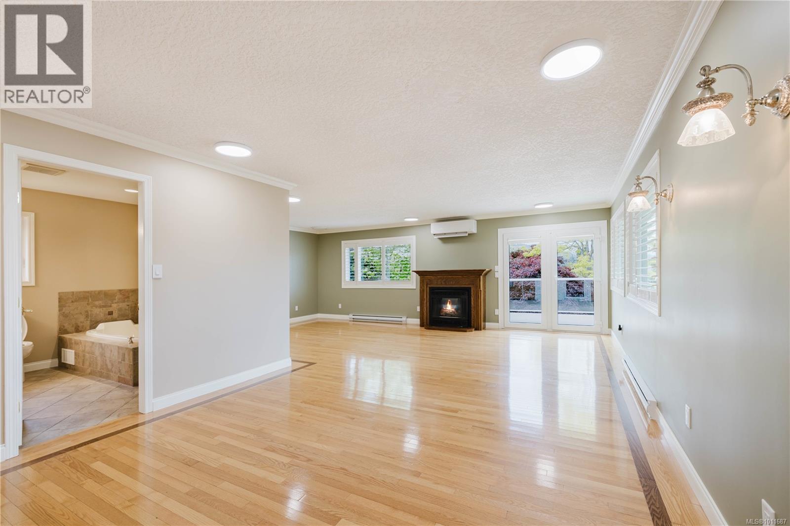 Photo 7 of 6912 Bayside Pl, Central Saanich BC